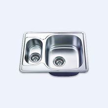 Кухонная мойка Emap EM-5948 594*480/180 врезная 1,1/2 чаши оборачиваEMая сварная, глянец, нерж.сталь 0,8мм, выпуск 3,5
