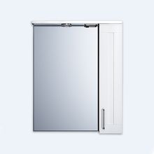 IDDIS Sena SEN6000i99 Шкаф-зеркало для ванной. Материал: ДСП. Ширина: 60 см. Одна распашная дверца. Встроенная подсветка.Упаковка: картон, пленка, пен